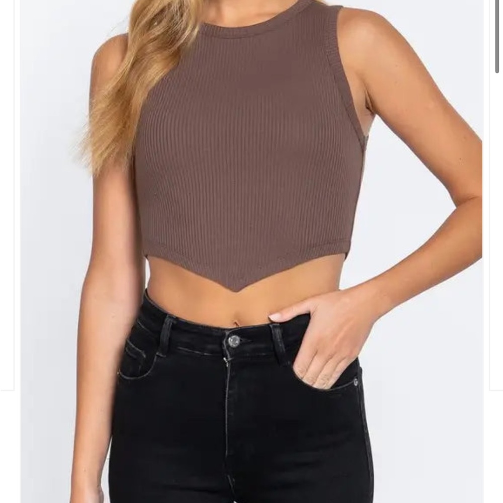 Cropped Pointed Tank